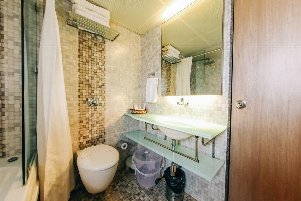 Hostel Mumbai By Maharana Inn Экстерьер фото