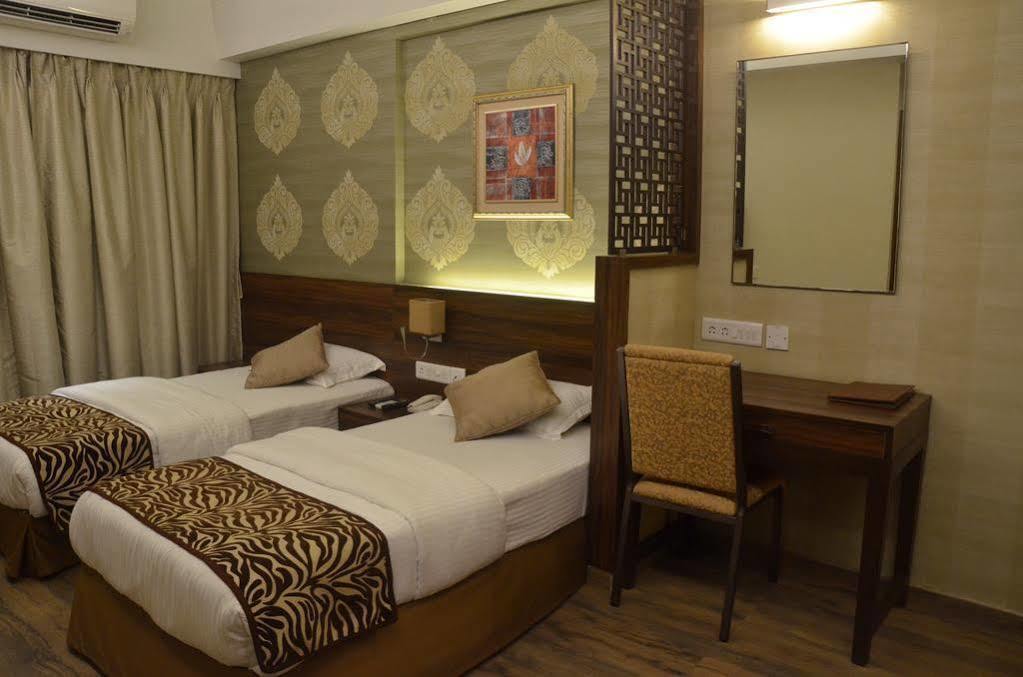 Hostel Mumbai By Maharana Inn Экстерьер фото
