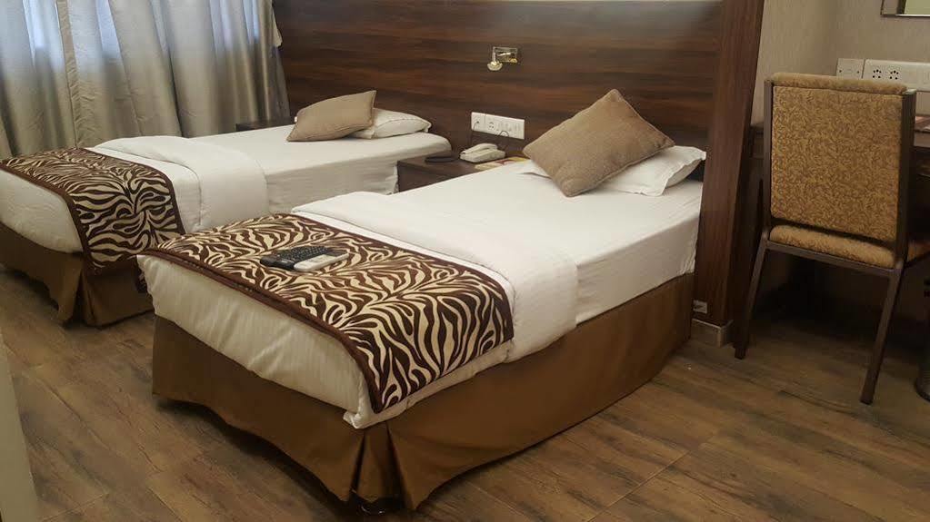 Hostel Mumbai By Maharana Inn Экстерьер фото